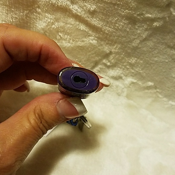 RARE COLOR!!!  Coach💜 Purple & Silver C Key Fob With Key & L… - Picture 6 of 8